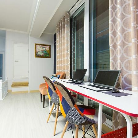 Oh Blue Guesthouse ソウル特別市 エクステリア 写真